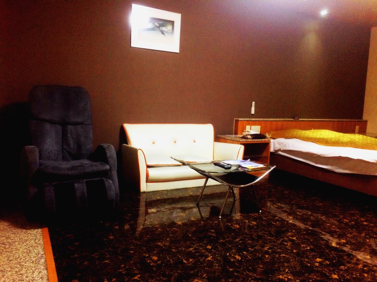 Hotel One Love (Adults Only) Οσάκα Εξωτερικό φωτογραφία